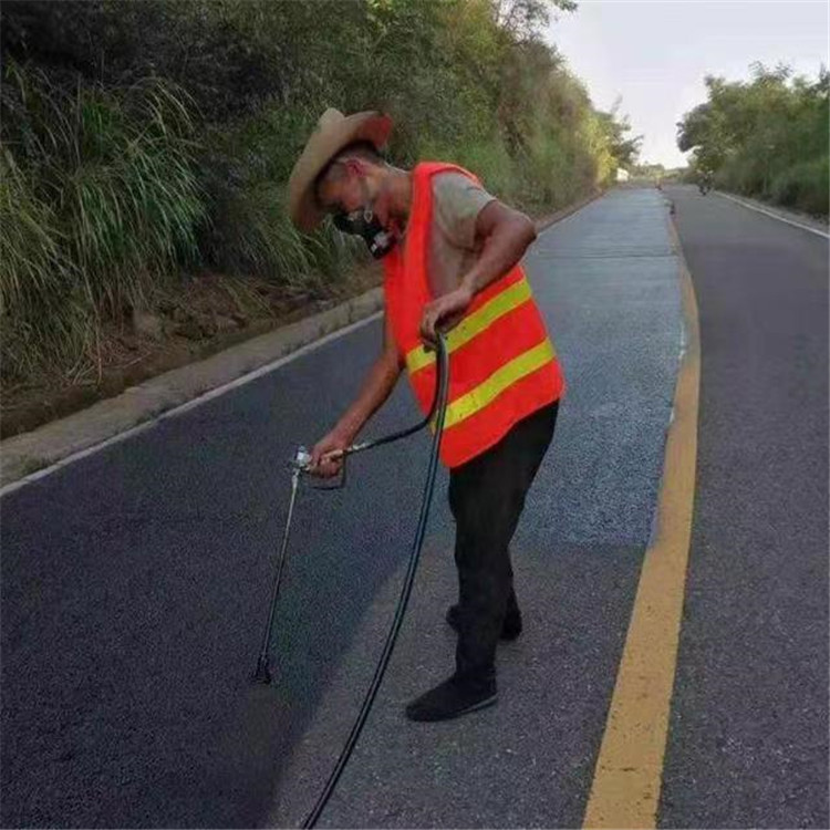 湖州 彩色防滑路面的底涂是保障路面附着力